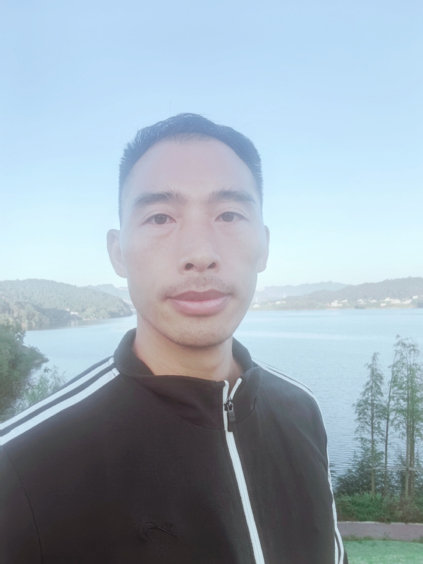 Runner的第一张照片--宜昌闪婚服务中心