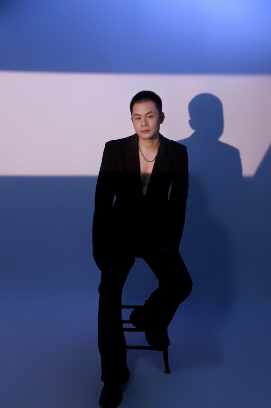 胡杰的第一张照片--宜昌闪婚服务中心